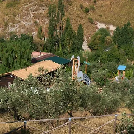 Gelso Alloggio per agriturismo *